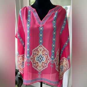 Hale Bob Oversized kimono top with front v-neck XS
100% Silk pink background
